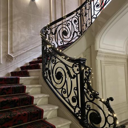 Parc Monceau Bed and Breakfast Paris Eksteriør billede