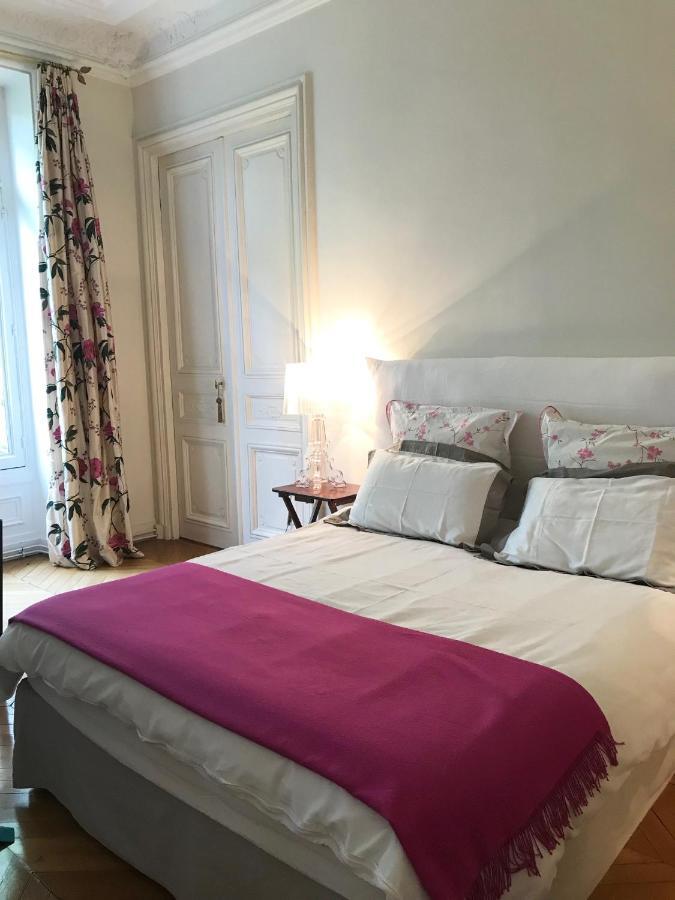 Parc Monceau Bed and Breakfast Paris Eksteriør billede